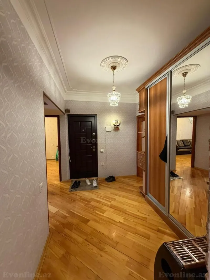 Satılır 4 otaqlı Mənzil Köhnə tikili 100 m² Xətai r. - şəkil 13