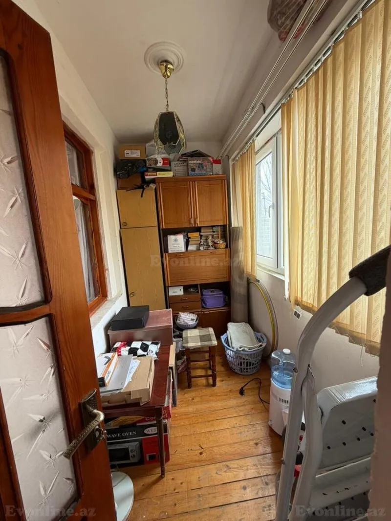 Satılır 4 otaqlı Mənzil Köhnə tikili 100 m² Xətai r. - şəkil 14