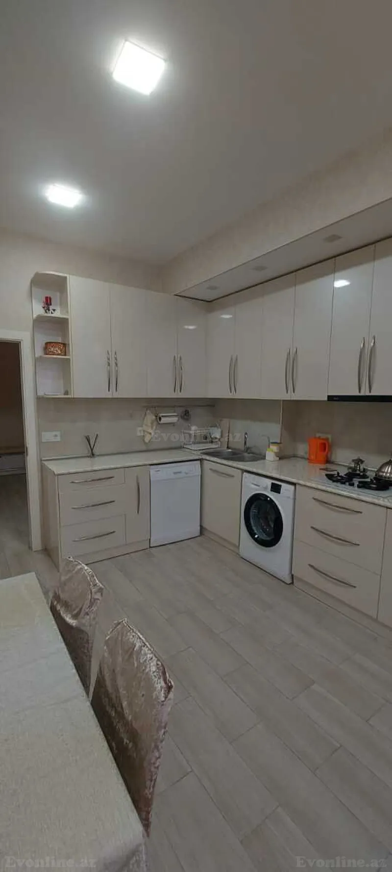 Kirayə verilir 2 otaqlı Mənzil Yeni tikili 95 m² Xətai m. - şəkil 8