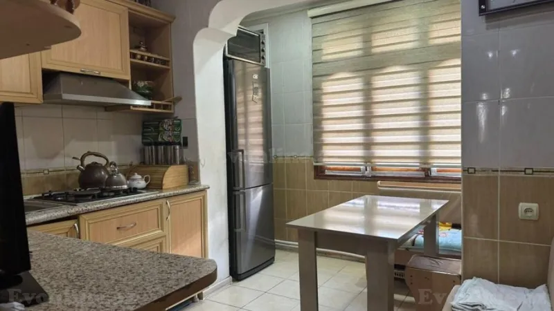 Kirayə verilir 4 otaqlı Mənzil Köhnə tikili 110 m² Yeni Yasamal - şəkil 12