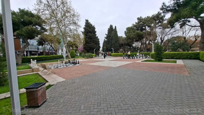 Satılır Torpaq 4.2 sot Gənclik m. - şəkil 2