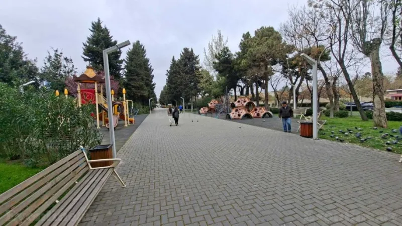 Satılır Torpaq 4.2 sot Gənclik m. - şəkil 3