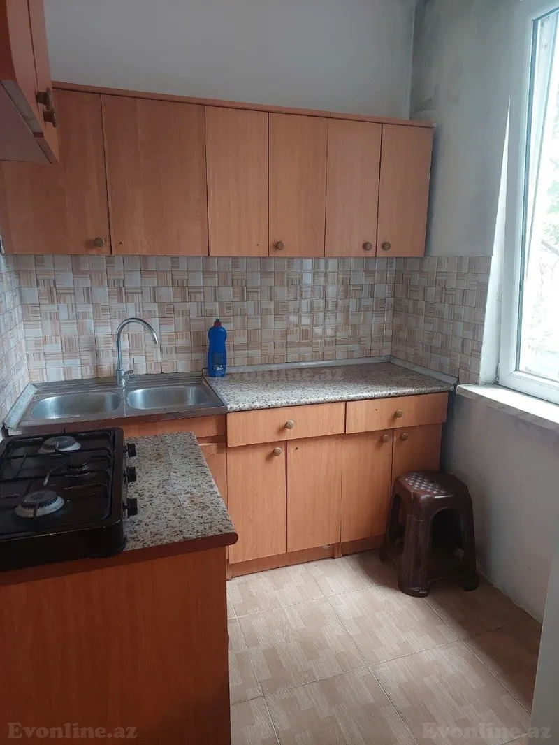 Kirayə verilir 1 otaqlı Mənzil Köhnə tikili 30 m² 2-ci mikrorayon - şəkil 2