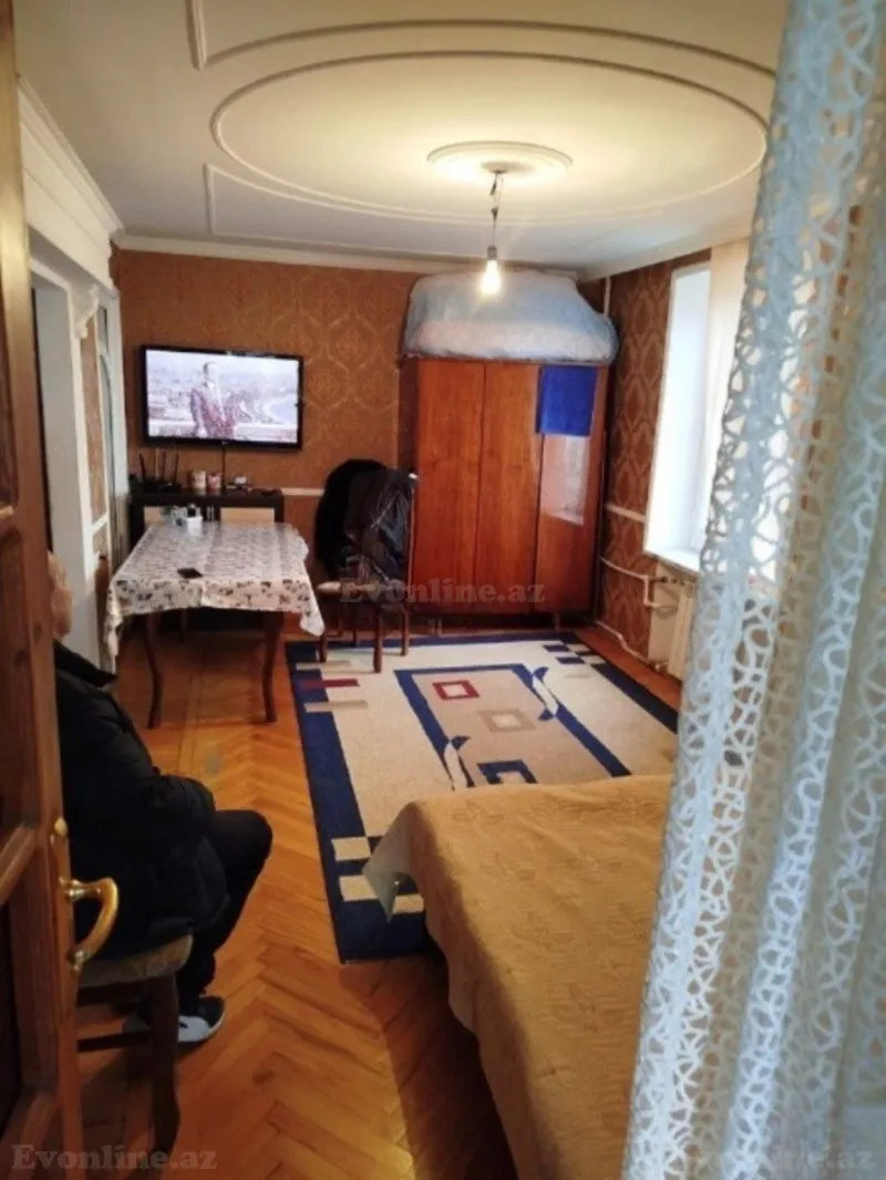 Satılır 1 otaqlı Mənzil Köhnə tikili 35 m² Nizami m. - şəkil 2