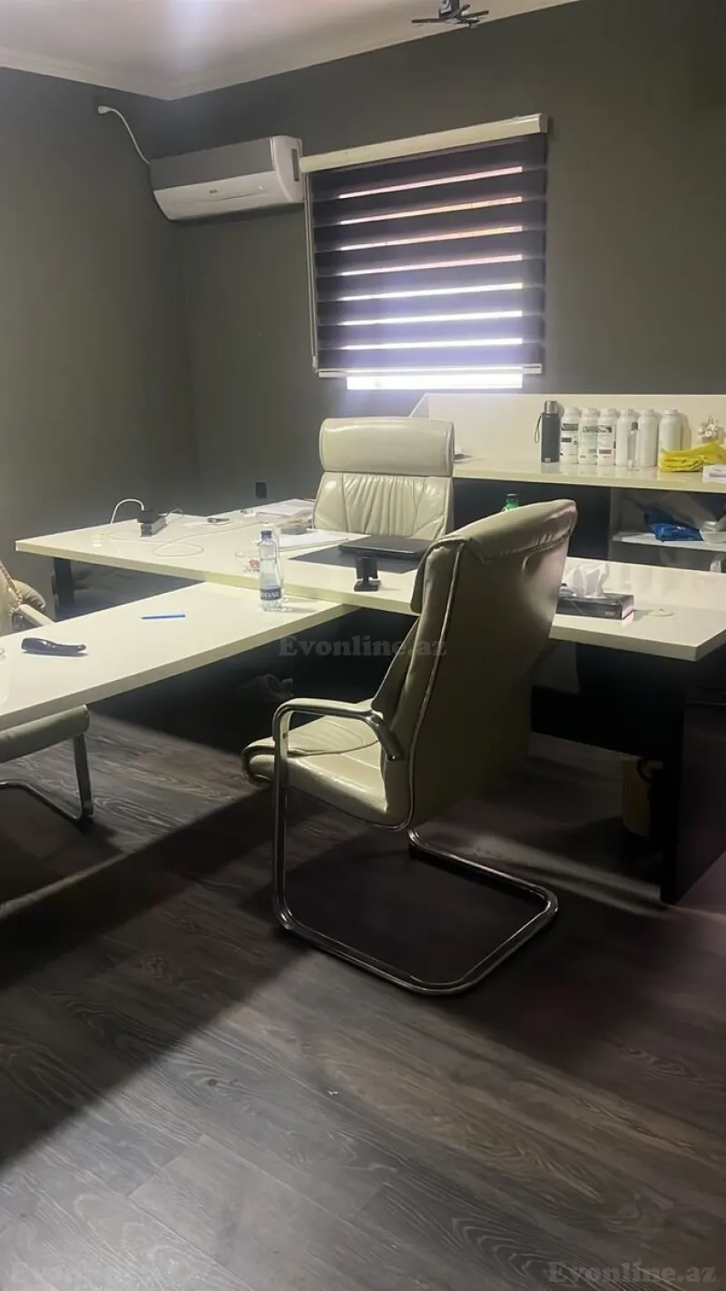 3 otaqlı Ofis 130 m² Azadlıq prospekti m. Kirayə verilir