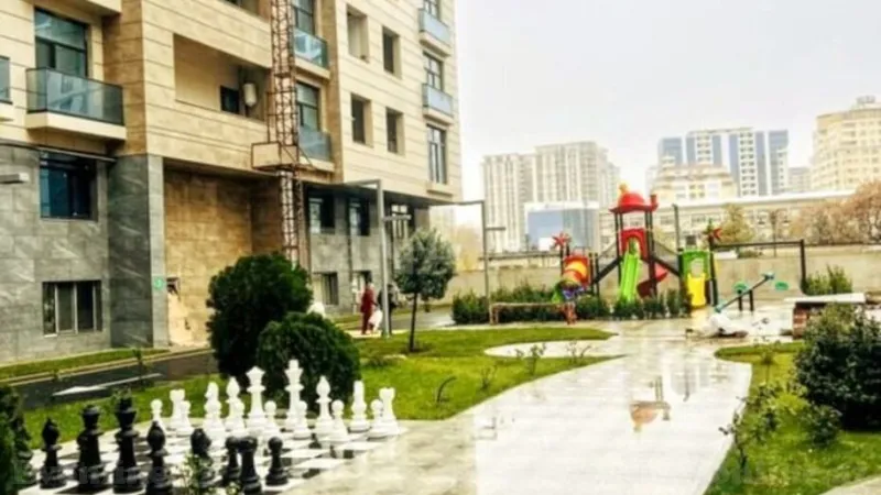 Satılır 4 otaqlı Mənzil Yeni tikili 195 m² 28 May m. - şəkil 24