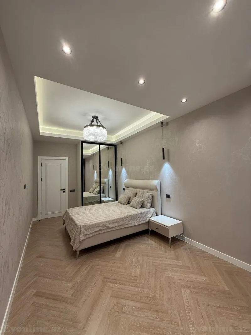 Satılır 4 otaqlı Mənzil Yeni tikili 195 m² 28 May m. - şəkil 12