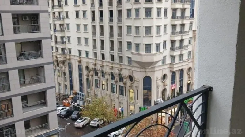 Satılır 2 otaqlı Mənzil Yeni tikili 74 m² 28 May m. - şəkil 2