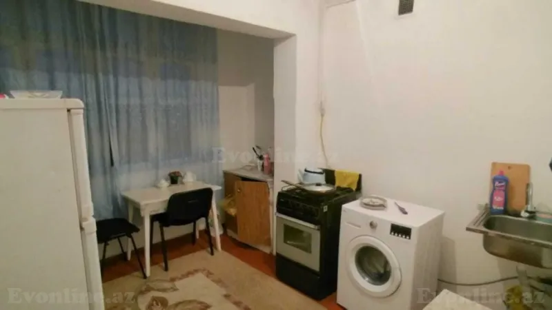 Satılır 2 otaqlı Mənzil Köhnə tikili 60 m² Xalqlar Dostluğu m. - şəkil 2