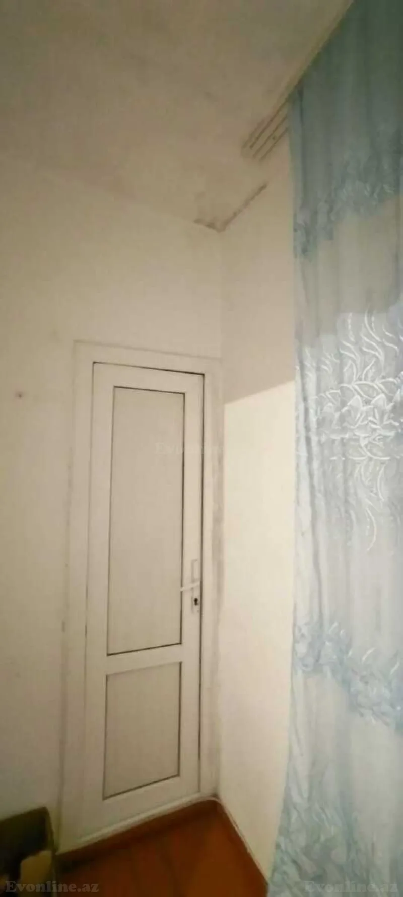 Satılır 2 otaqlı Mənzil Köhnə tikili 60 m² Xalqlar Dostluğu m. - şəkil 3