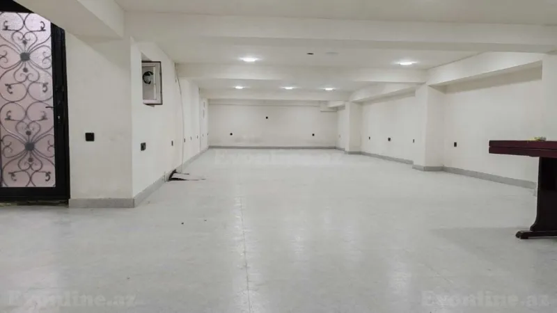 Obyekt 150 m² İçərişəhər m. Kirayə verilir
