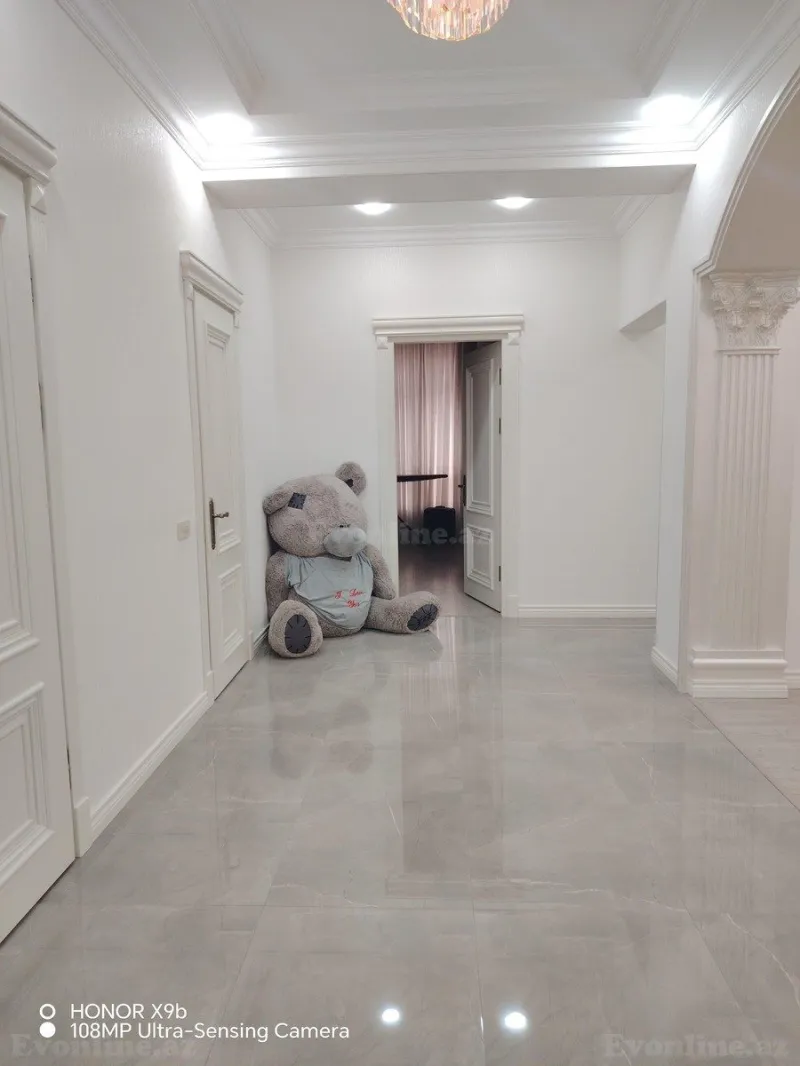 Kirayə verilir 2 otaqlı Mənzil Yeni tikili 90 m² İnşaatçılar m. - şəkil 19