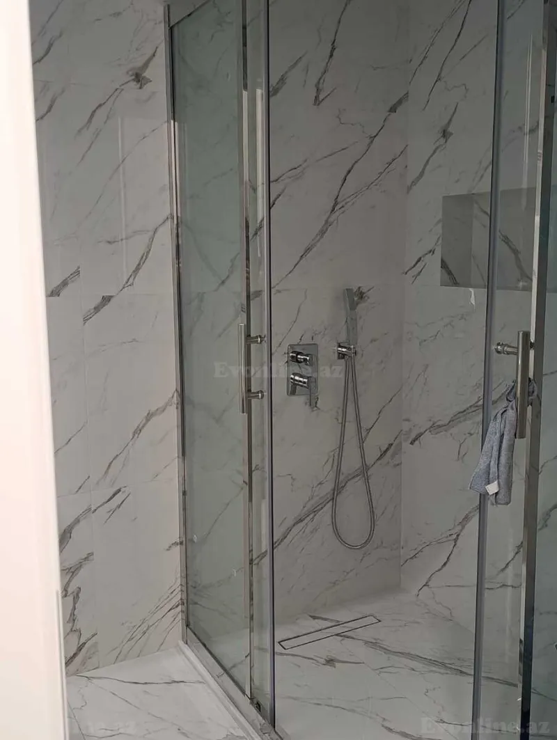 Kirayə verilir 2 otaqlı Mənzil Yeni tikili 70 m² Koroğlu m. - şəkil 15