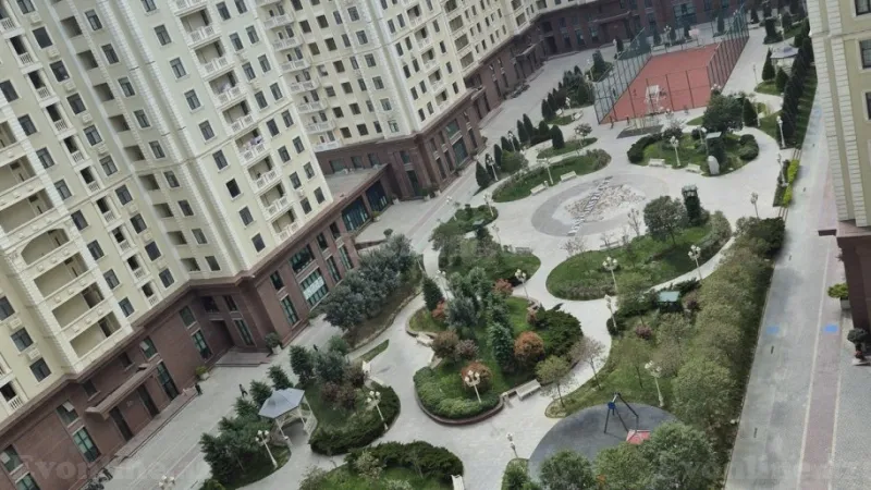 Satılır 4 otaqlı Mənzil Yeni tikili 250 m² Elmlər Akademiyası m.