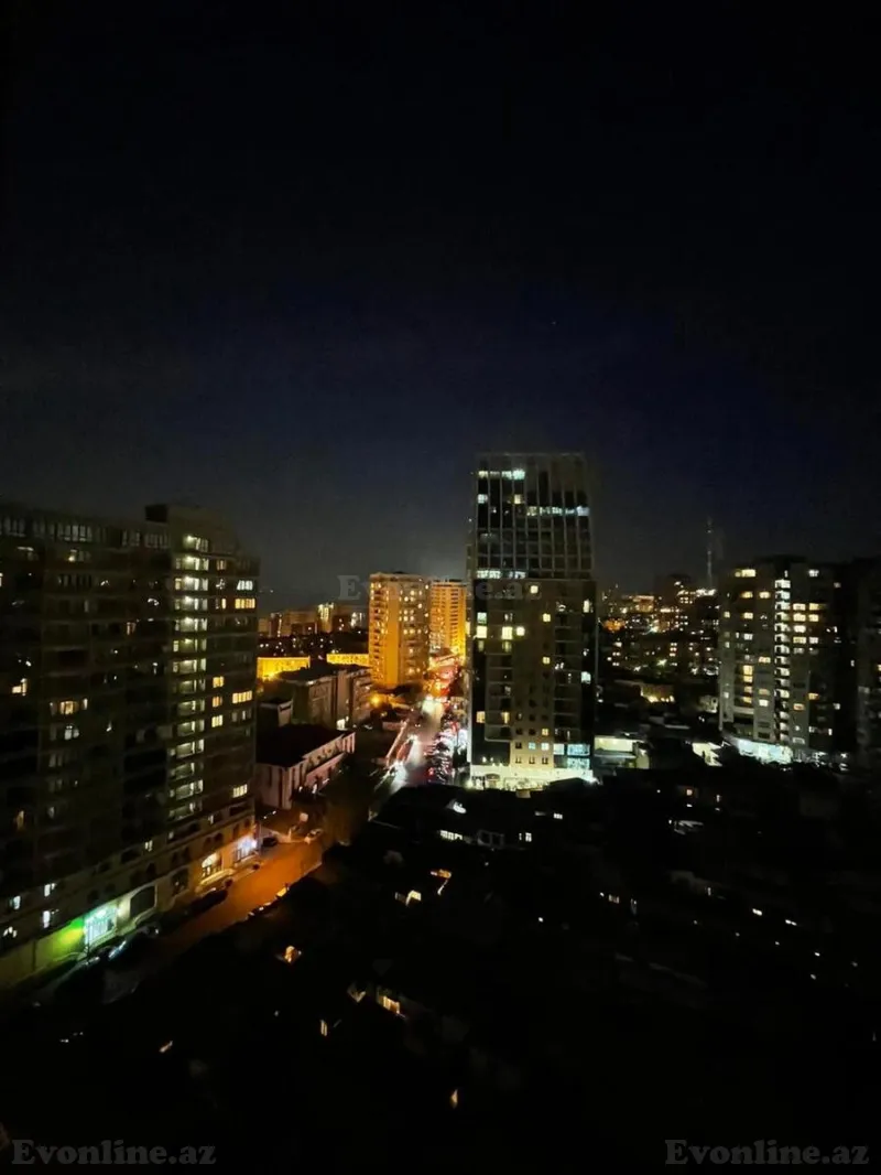 Satılır 2 otaqlı Mənzil Yeni tikili 42 m² Elmlər Akademiyası m. - şəkil 12