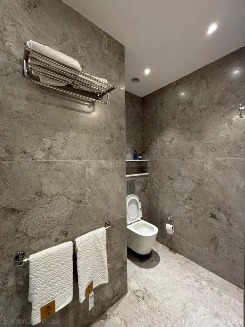 Kirayə verilir 3 otaqlı Mənzil Yeni tikili 157 m² Xətai r. - şəkil 24