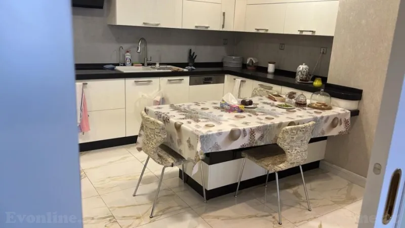 Kirayə verilir 6 otaqlı Mənzil Yeni tikili 400 m² Səbail r. - şəkil 12