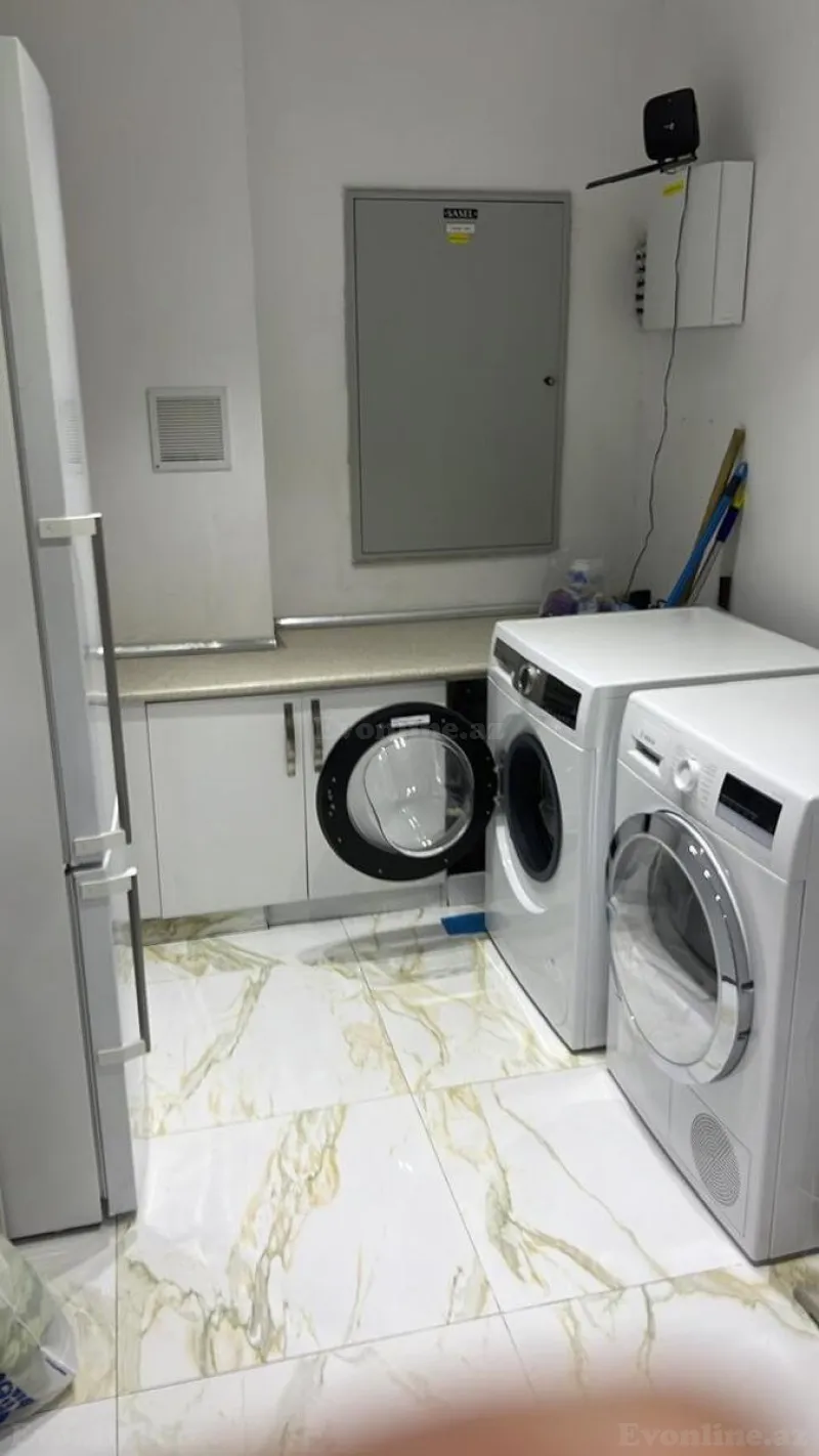 Kirayə verilir 6 otaqlı Mənzil Yeni tikili 400 m² Səbail r. - şəkil 15