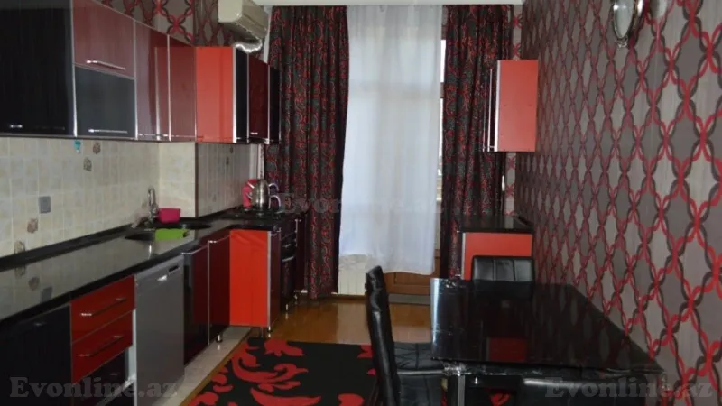 Kirayə verilir 4 otaqlı Mənzil Yeni tikili 150 m² İnşaatçılar m. - şəkil 15