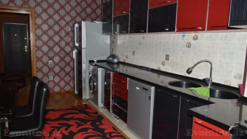 Kirayə verilir 4 otaqlı Mənzil Yeni tikili 150 m² İnşaatçılar m. - şəkil 16