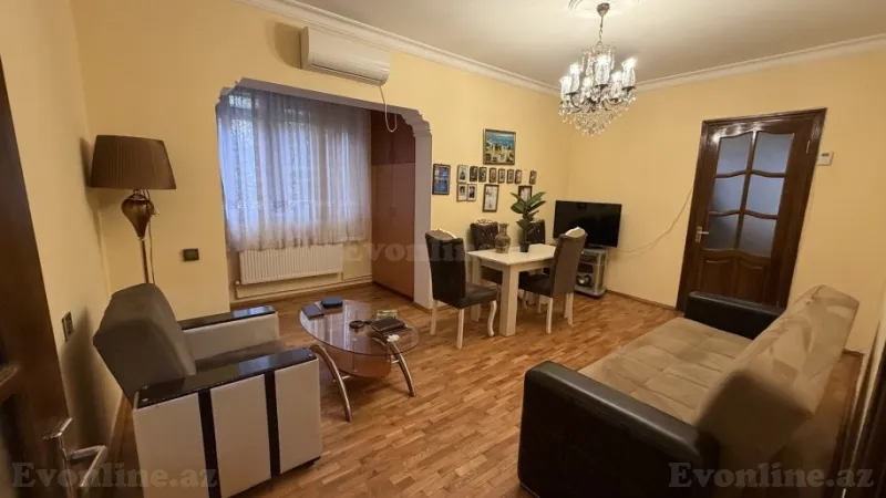 Satılır 2 otaqlı Mənzil Köhnə tikili 42 m² 8-ci mikrorayon - şəkil 2