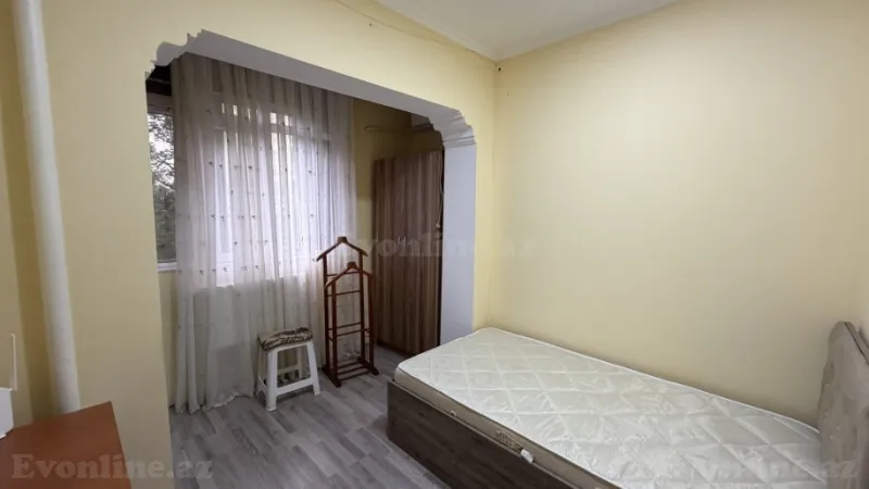 Satılır 2 otaqlı Mənzil Köhnə tikili 42 m² 8-ci mikrorayon - şəkil 7