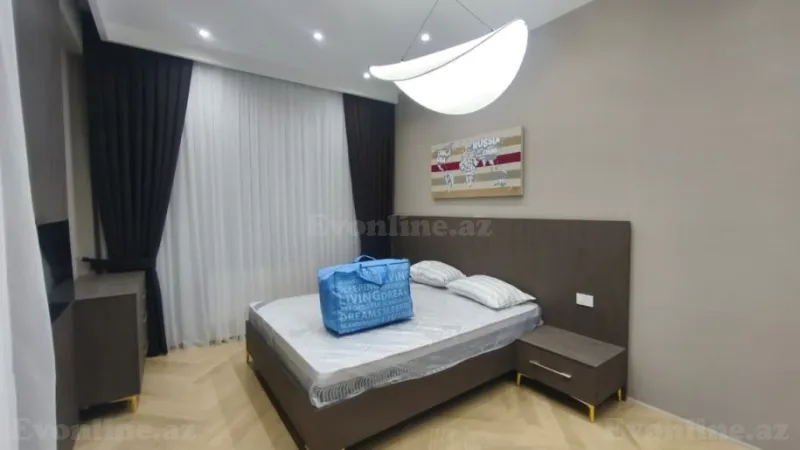 Kirayə verilir 4 otaqlı Mənzil Yeni tikili 200 m² Xətai r. - şəkil 13