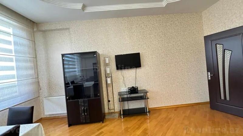 Kirayə verilir 3 otaqlı Mənzil Yeni tikili 100 m² Xətai m. - şəkil 6