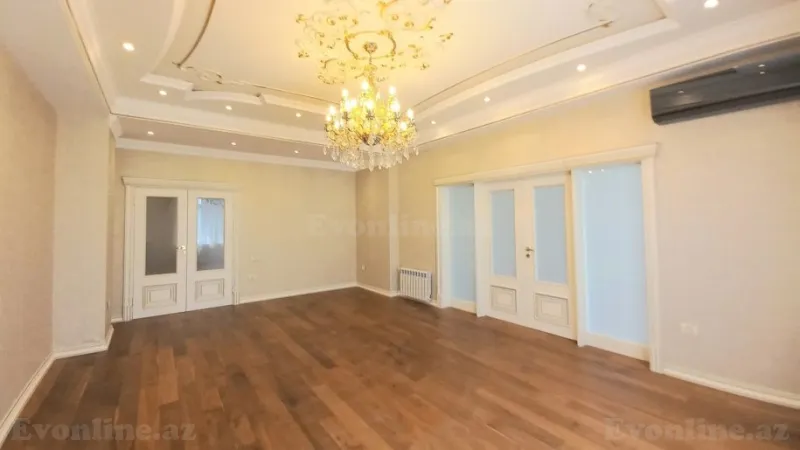 Satılır 4 otaqlı Mənzil Yeni tikili 204 m² İçərişəhər m. - şəkil 10