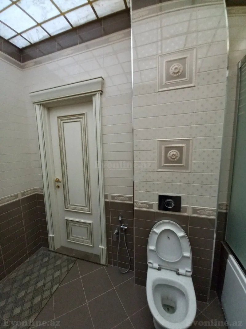 Satılır 4 otaqlı Mənzil Yeni tikili 204 m² İçərişəhər m. - şəkil 17