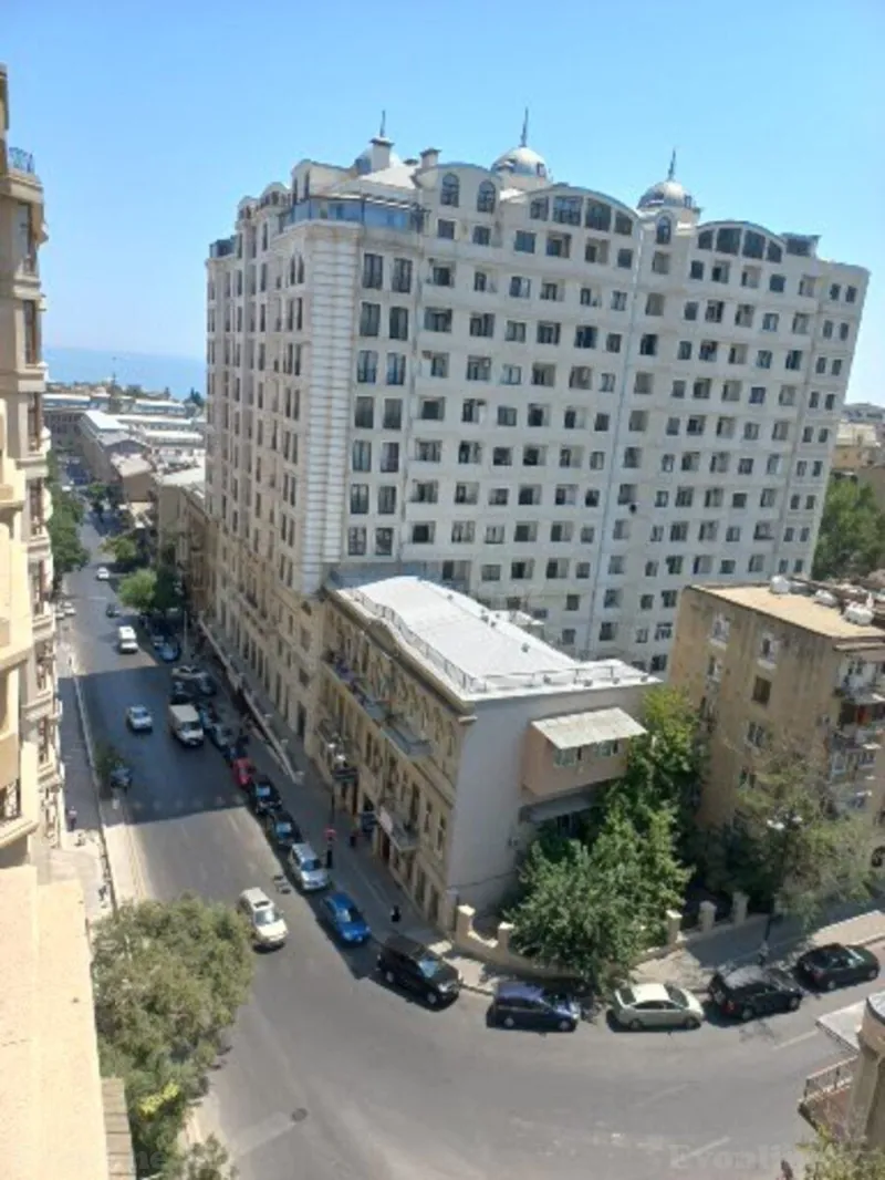 Satılır 4 otaqlı Mənzil Yeni tikili 204 m² İçərişəhər m. - şəkil 21