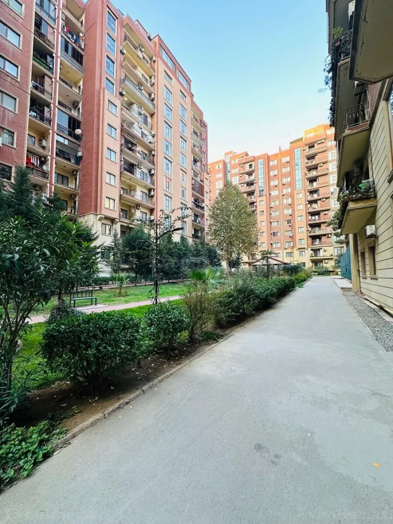 Satılır 3 otaqlı Mənzil Yeni tikili 175 m² Gənclik m. - şəkil 5