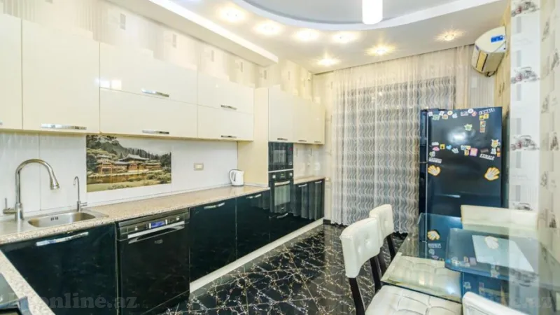 Satılır 4 otaqlı Mənzil Yeni tikili 176 m² Sahil m. - şəkil 13