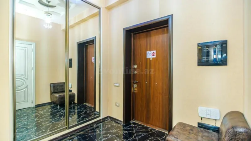 Satılır 4 otaqlı Mənzil Yeni tikili 176 m² Sahil m. - şəkil 29