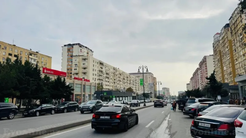 Satılır 4 otaqlı Mənzil Yeni tikili 160 m² Həzi Aslanov m. - şəkil 4