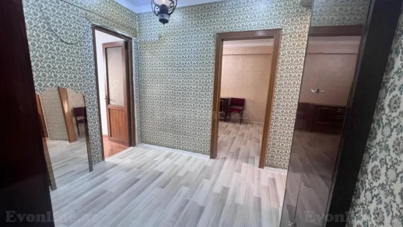 Kirayə verilir 3 otaqlı Mənzil Köhnə tikili 80 m² İçərişəhər m. - şəkil 3