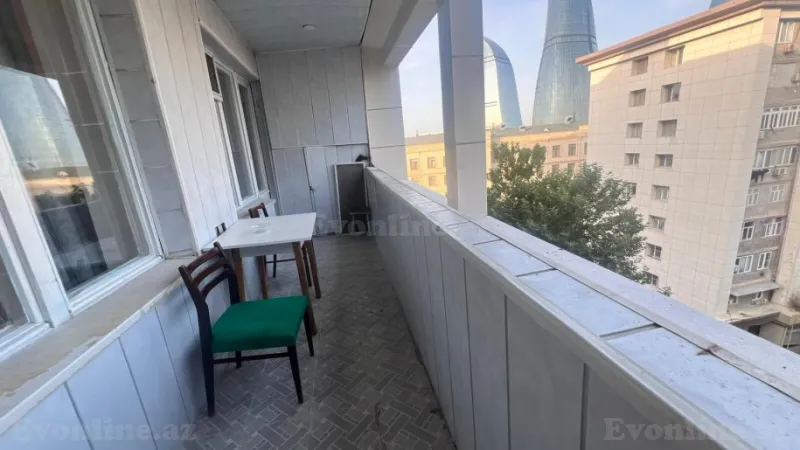 Kirayə verilir 3 otaqlı Mənzil Köhnə tikili 80 m² İçərişəhər m. - şəkil 12