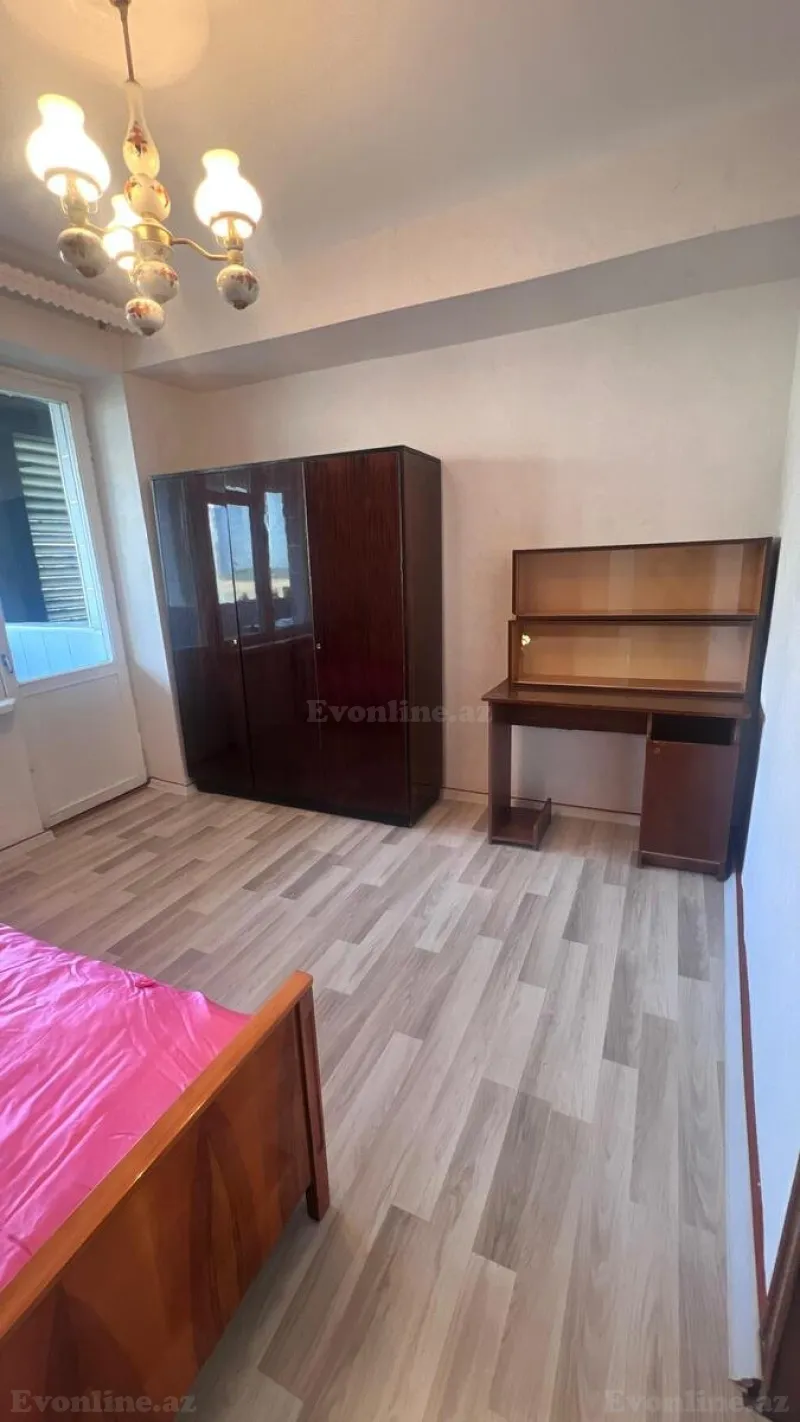 Kirayə verilir 3 otaqlı Mənzil Köhnə tikili 80 m² İçərişəhər m. - şəkil 14