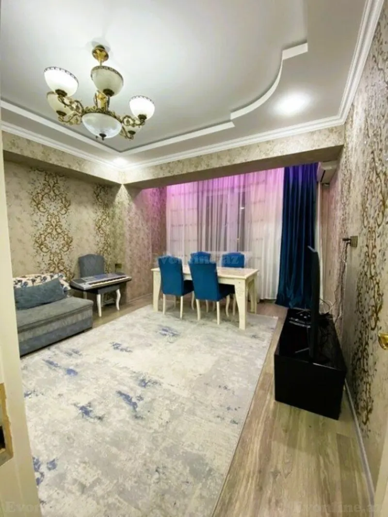 4 otaqlı Mənzil 120 m² 20 Yanvar m. Satılır