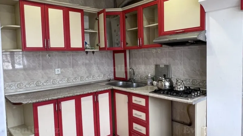 Satılır 4 otaqlı Mənzil Köhnə tikili 100 m² Əhmədli - şəkil 11