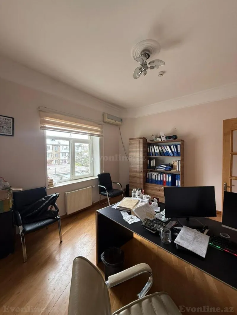 Kirayə verilir Ofis 900 m² Nizami m. - şəkil 5