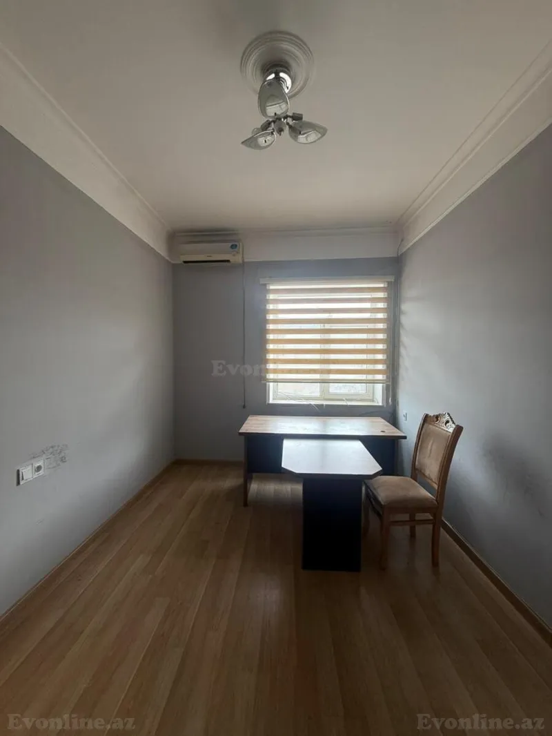 Kirayə verilir Ofis 900 m² Nizami m. - şəkil 12