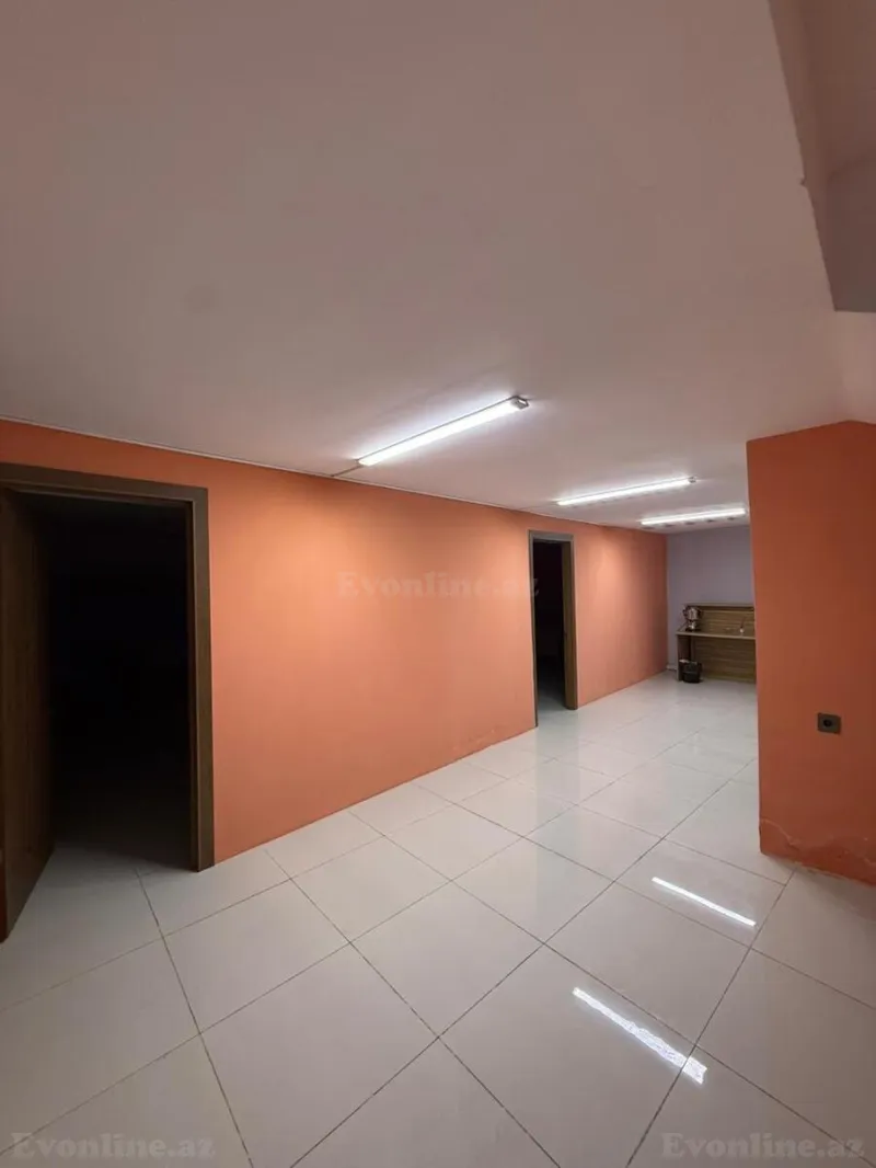 Kirayə verilir Ofis 900 m² Nizami m. - şəkil 18
