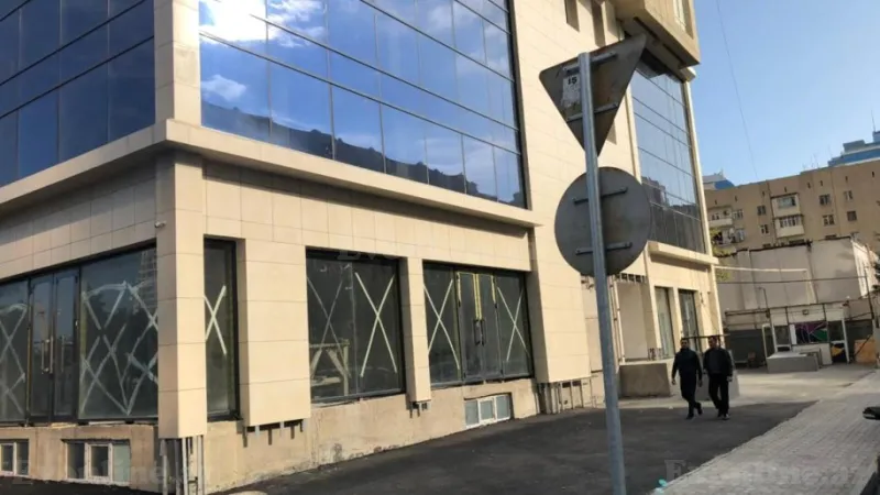 Kirayə verilir Obyekt 1200 m² Xətai m. - şəkil 3