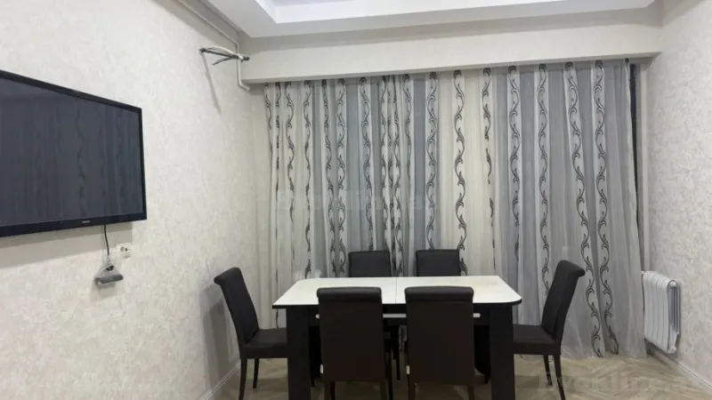 3 otaqlı Mənzil 90 m² Yasamal r. Kirayə verilir