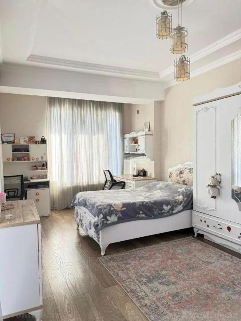 Satılır 4 otaqlı Mənzil Yeni tikili 165 m² 28 May m. - şəkil 2