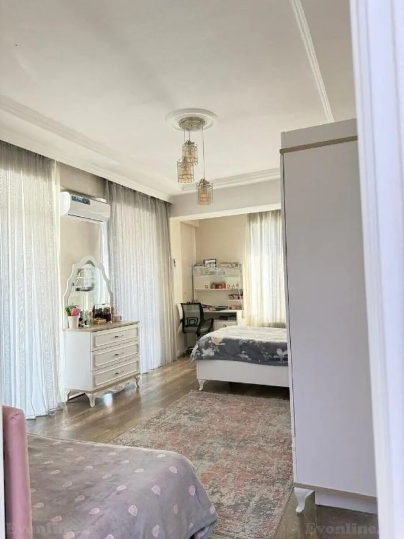 Satılır 4 otaqlı Mənzil Yeni tikili 165 m² 28 May m. - şəkil 4