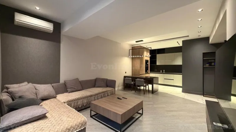 3 otaqlı Mənzil 125 m² Xətai m. Kirayə verilir