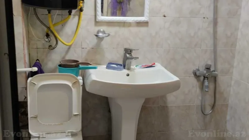 Satılır 3 otaqlı Mənzil Köhnə tikili 75 m² Yasamal - şəkil 4