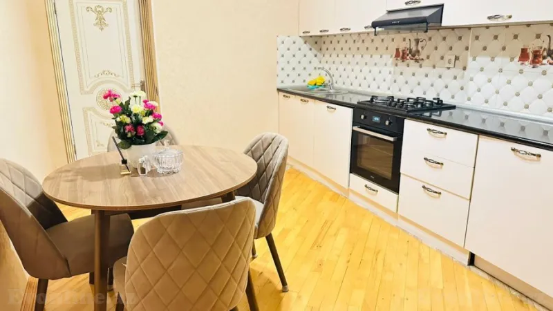 Kirayə verilir 2 otaqlı Mənzil Yeni tikili 90 m² Qara Qarayev m. - şəkil 7